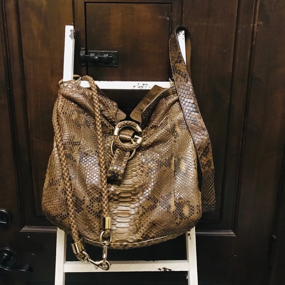 💕⬇️ SALE ⬇️💕 Gucci Python Hobo - Picture 3 of 17